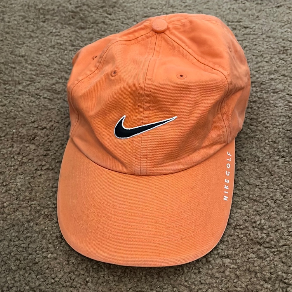 Nike Golf Ball Cap